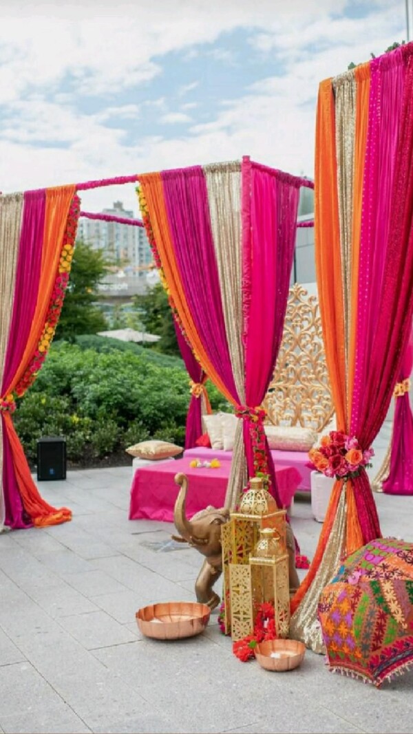 Top 10 Beautiful Mehendi Decoration Ideas for the Wedding Ceremony