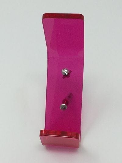Patere design double en plexi rose PETROZZI dans le site N°1 de patère et porte-manteaux de france