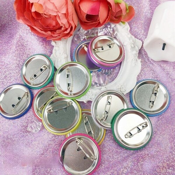 Creative Anime Chainsaw Man Cosplay Kawaii Metal Badge Pochita Makima Emblem Brooch Button Pins Medal Costume 1 - Chainsaw Man Shop