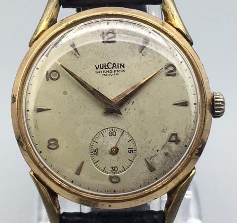 Montre best sale vulcain vintage