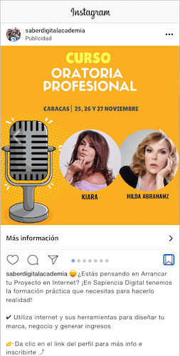 Una publicación de instagram con dos mujeres y un micrófono.