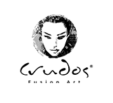 Una imagen en blanco y negro del rostro de una mujer.