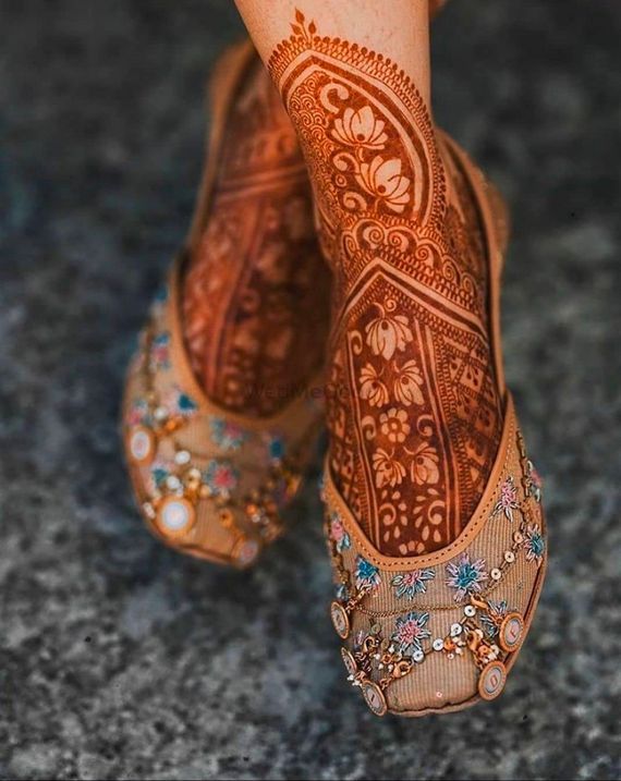 10 Best Foot Mehandi Design Ideas for a Traditional Indian Wedding