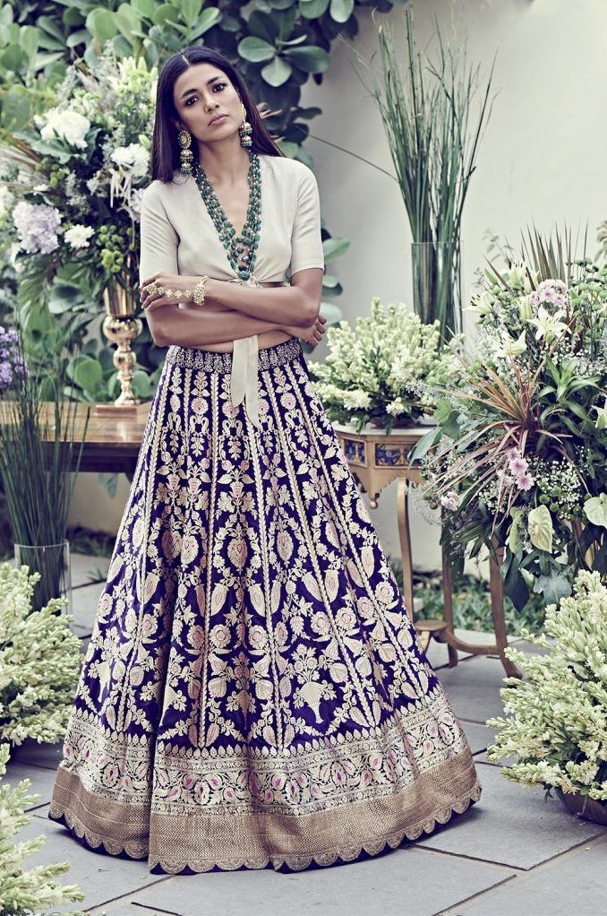 Banarasi Lehenga Blouse Pattern 2024