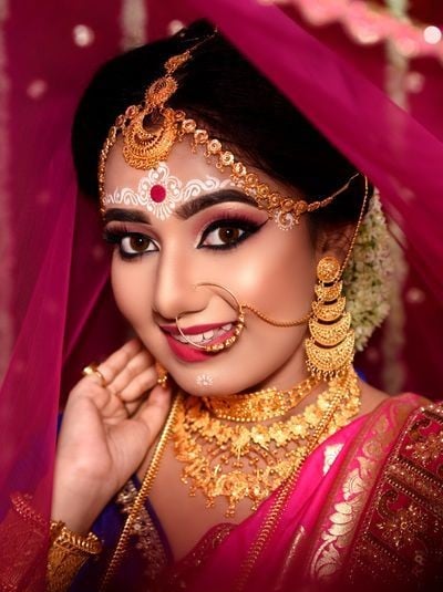 Top 10 Amazing Bengali Wedding Makeup Looks