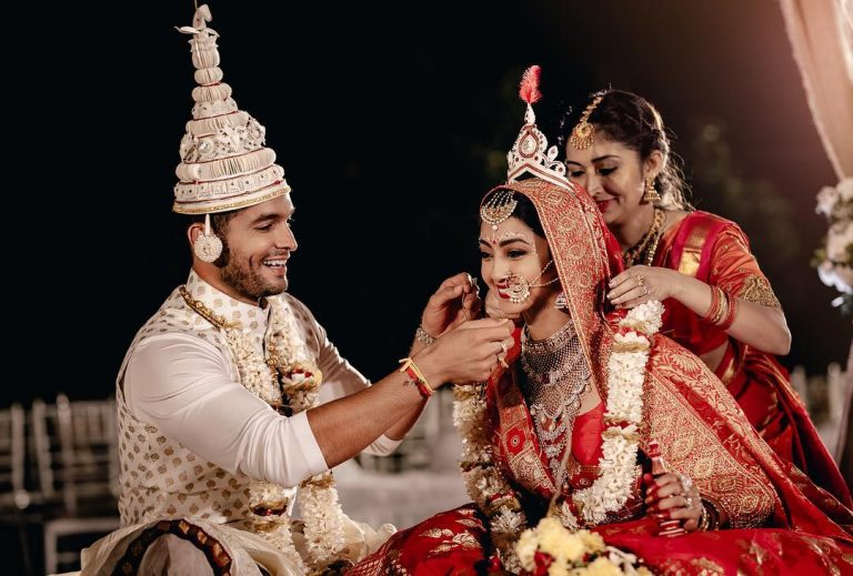 Traditional bengali 2025 groom dress