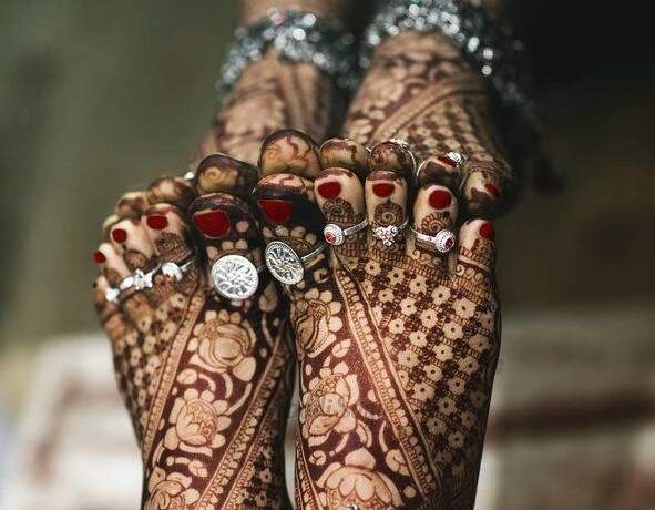 12 Best Toe Ring Designs for the Indian Bridal Jewellery Set