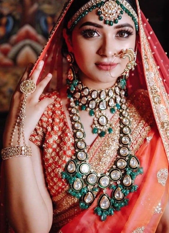 Top more than 169 green lehenga with red jewellery best