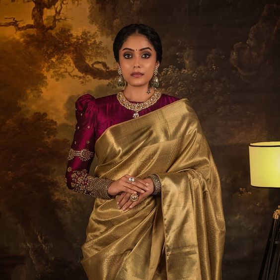 Kanjivaram sarees: Bridal sarees in silk for your special day | - Times of  India