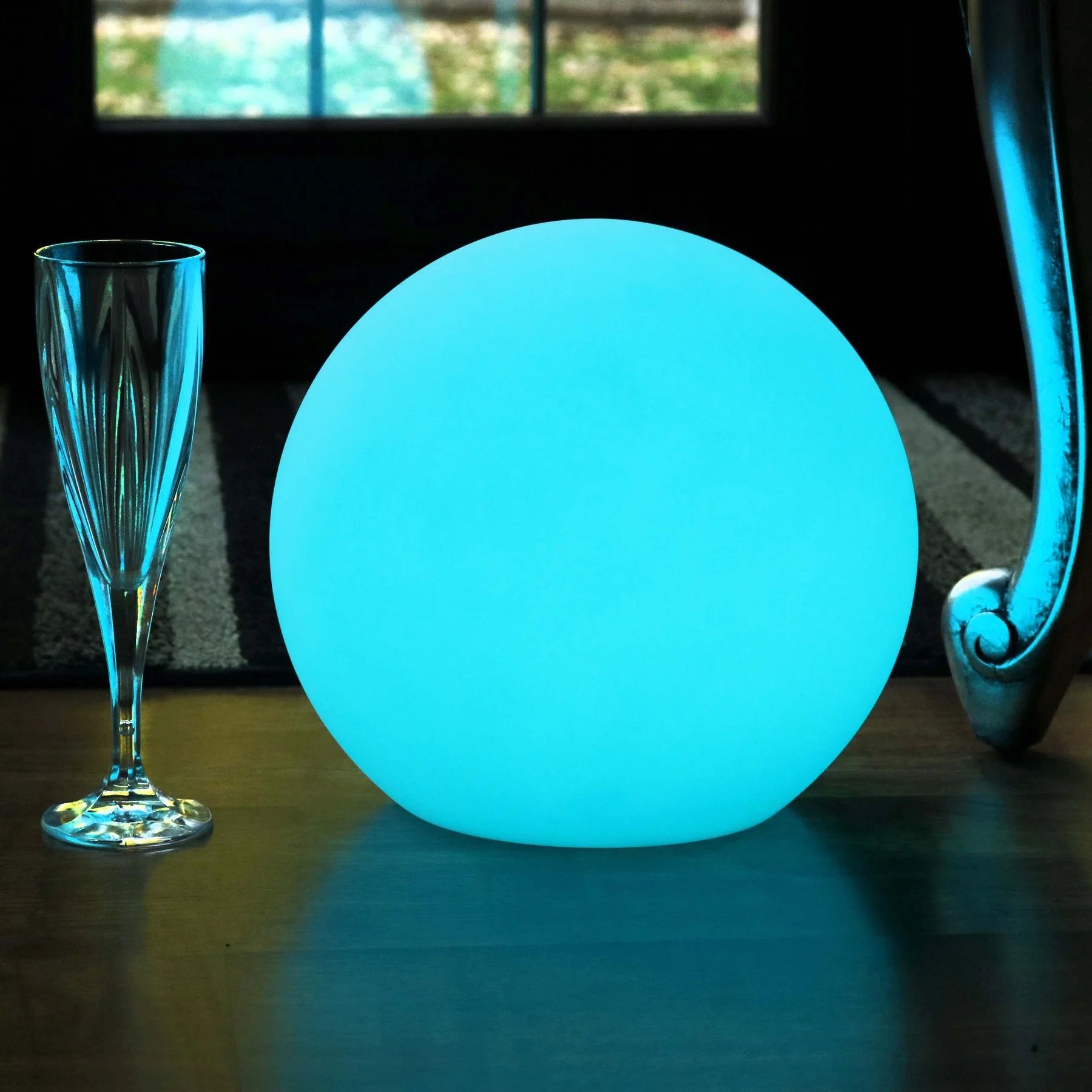 Light up glow ball centrepiece - teal