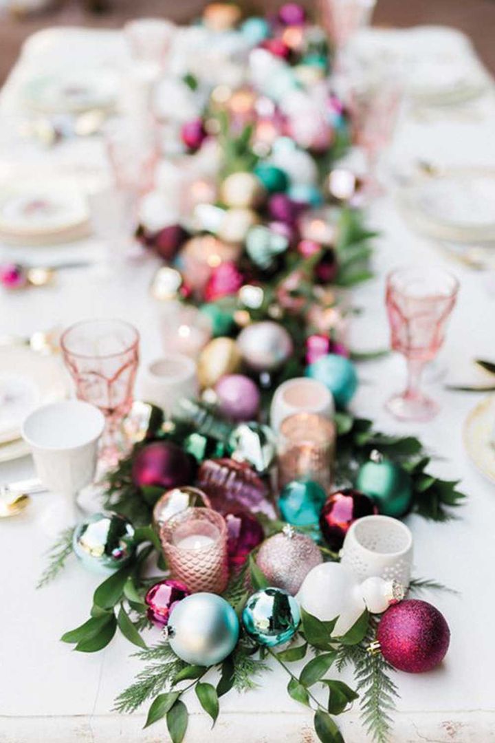 christmas baubles table setting centrepiece -pink, teal and gold