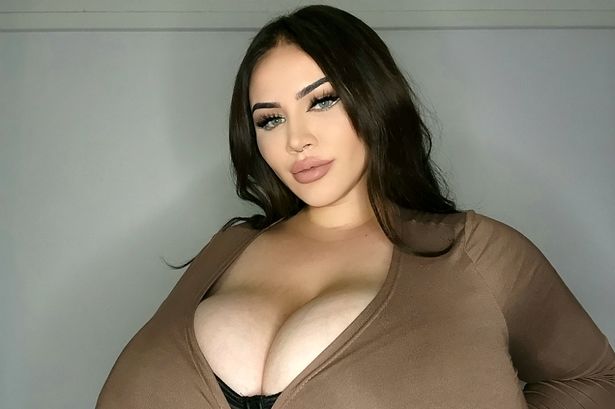 Delusional A-Cup Boobs - 36DDs Busty Titty Jogging 