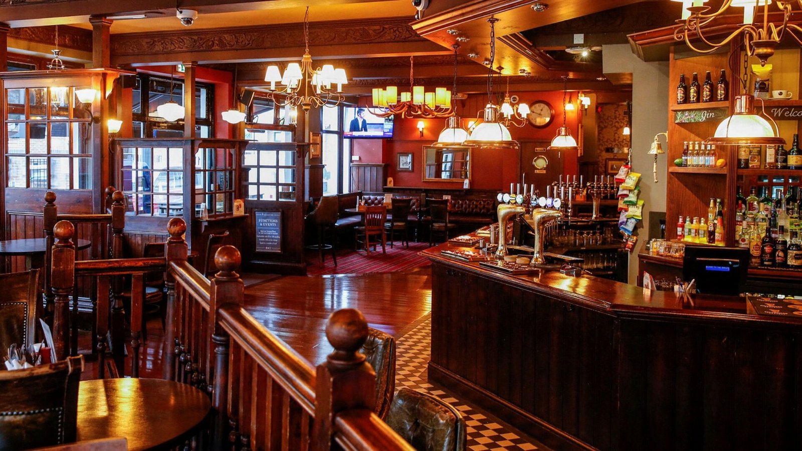 A Tavern Or A Bar What s The Difference a-tavern-or-a-bar-what-s-the-difference