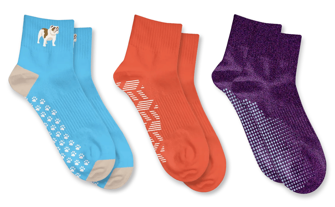 Grip Socks Non Skid Anti Slip Socks for Women and Men,3 Pairs Skid Socks  for Yoga Home Workout Barre Pilates Hospital : : Clothing &  Accessories