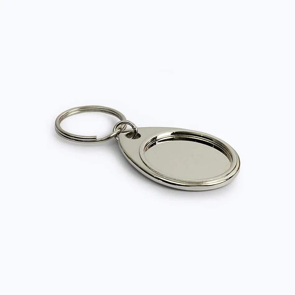 Luxury Keyring With Swiveling Clip Keychain Gold or Silver for Your Bags 
