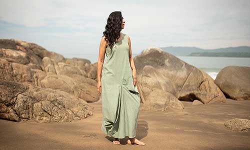 10 Eco-Friendly Linen Clothing Brands for Breathability & Comfort