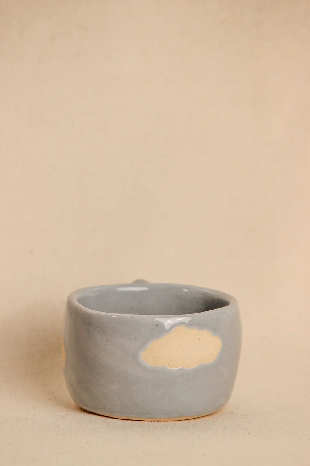 Grey ceramic cloud cup single, coffee mug, ceramic coffee mugs, sustainable coffee mugs, handmade coffee mugs, coffee mug glass, hand painted coffee mugs, Toh, Sepia stories